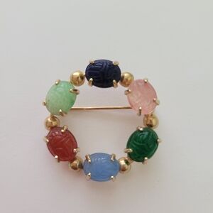 Vintage Egyptian Revival Brooch Pin Gold Plated Scarab Circle Gem 1.3"